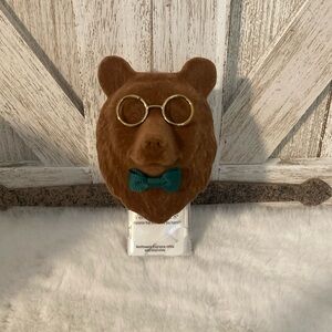 COPY—Bath and Body Works Christmas Bear Wallflower Plug